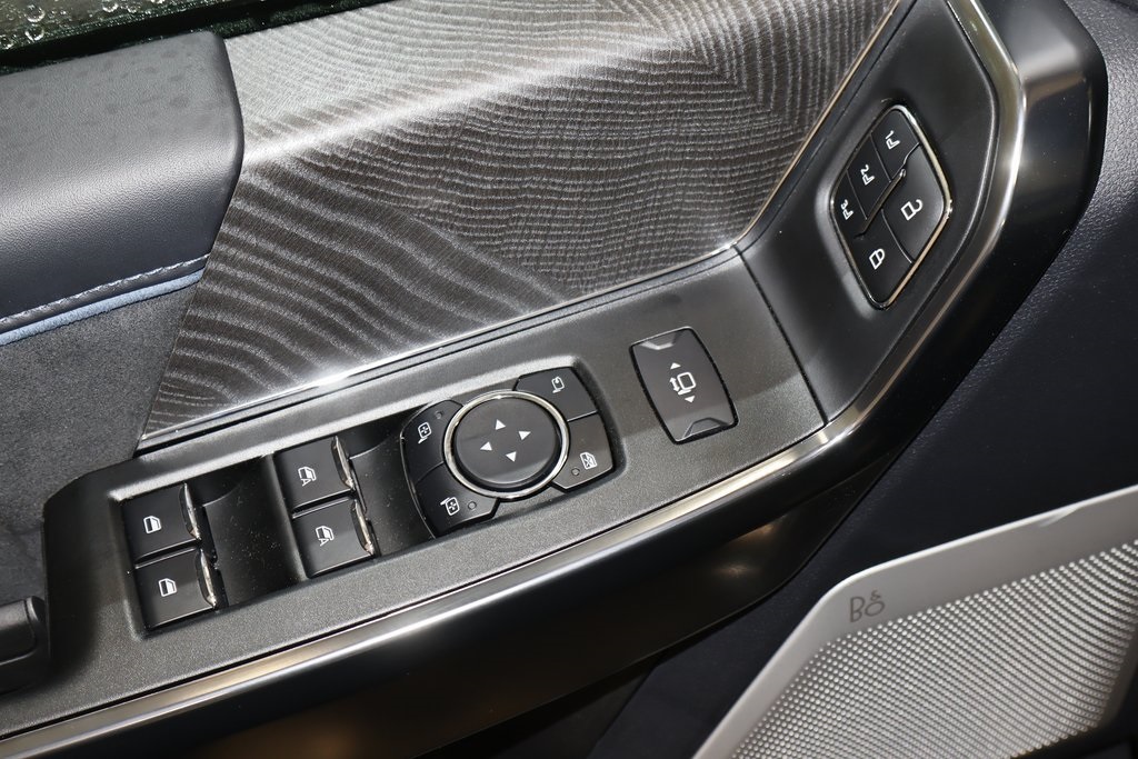 2025 Ford F-450 photo 10