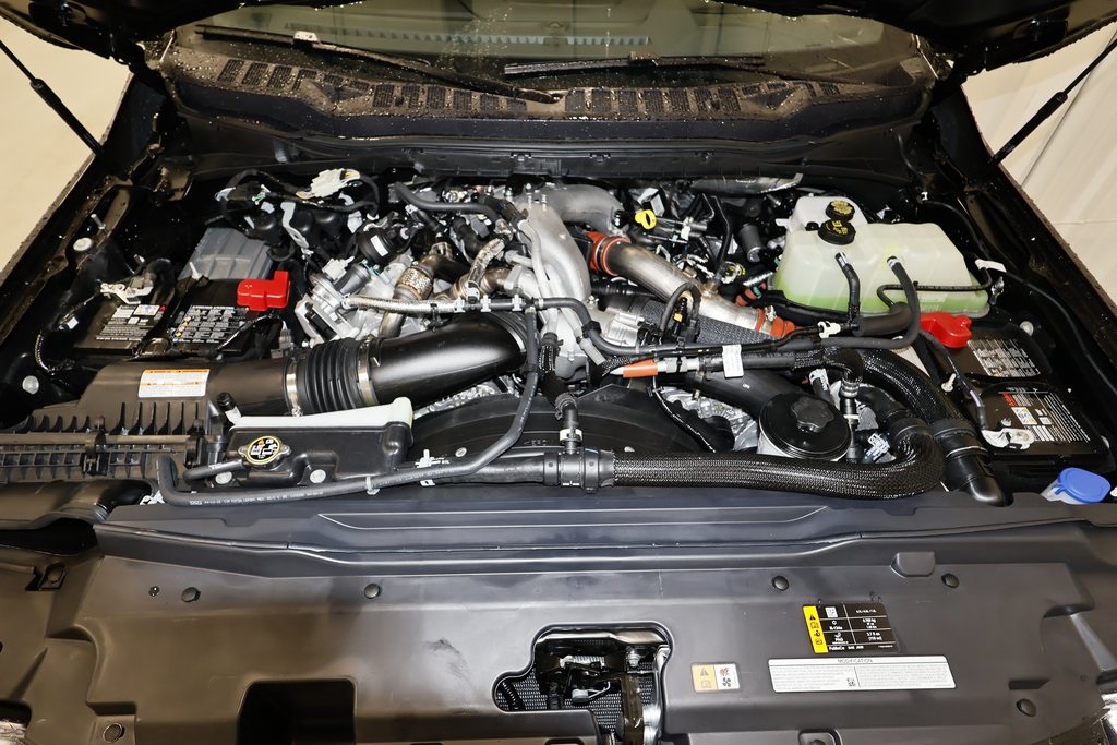 2025 Ford F-450 photo 34