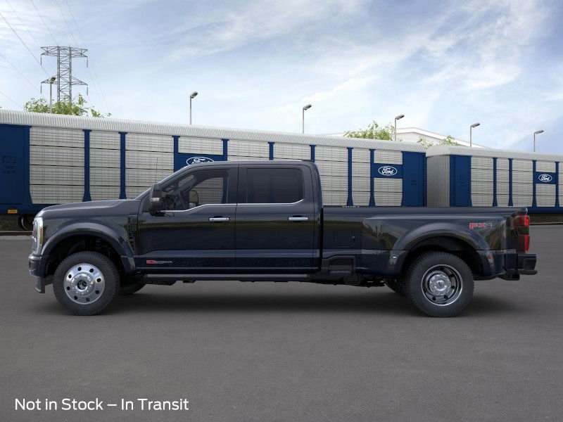 2025 Ford F-450 photo 38