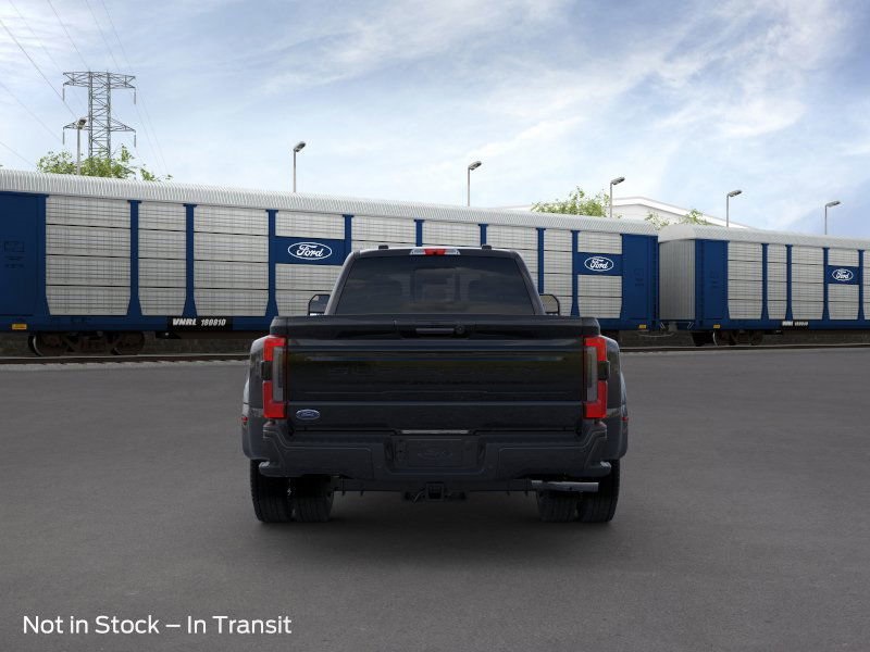2025 Ford F-450 photo 40
