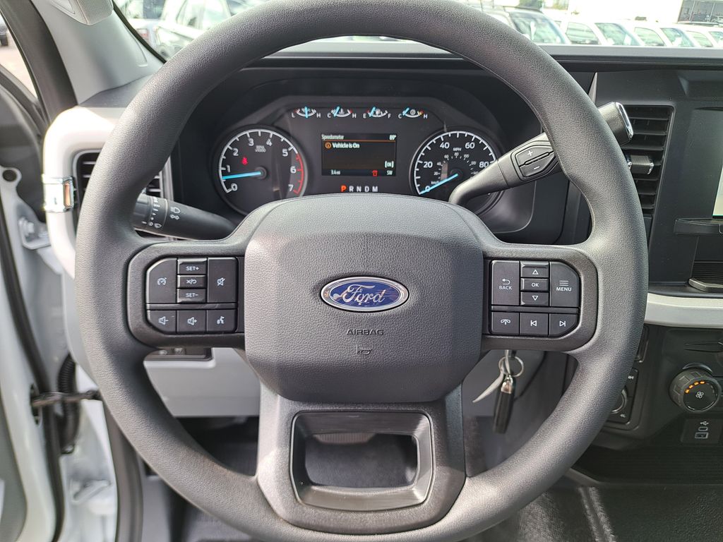 2026 Ford F-250 photo 17