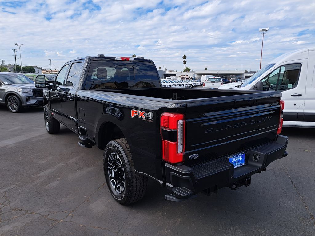 2026 Ford F-350 photo 5