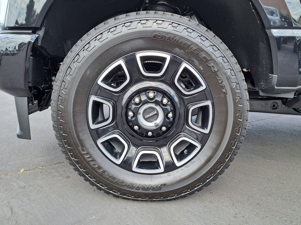 2026 Ford F-350 photo 10