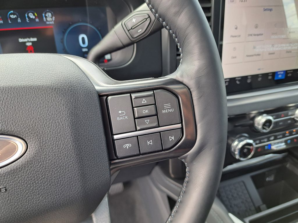 2026 Ford F-350 photo 26