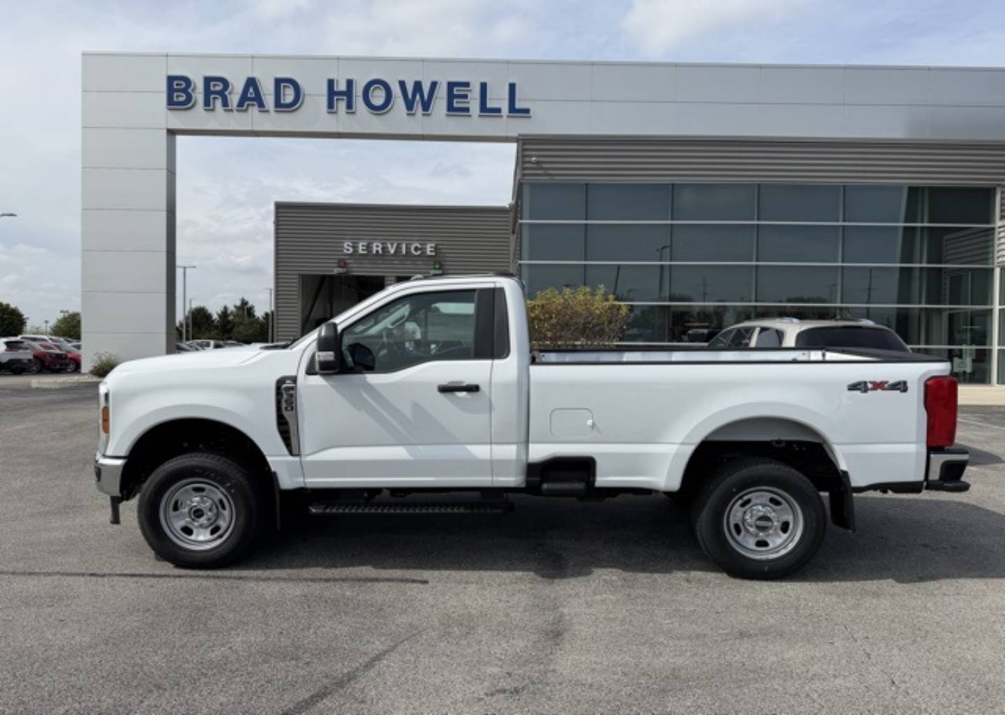 2025 Ford F-350 Super Duty XL's photo