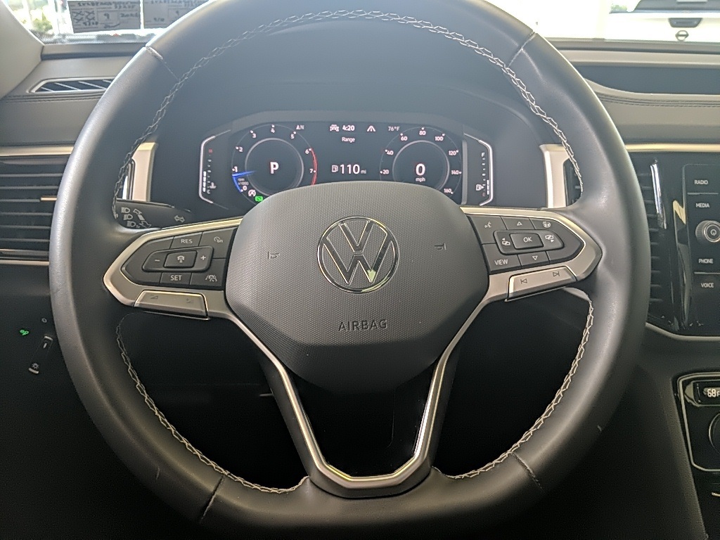 2022 Volkswagen Atlas SEL photo 15