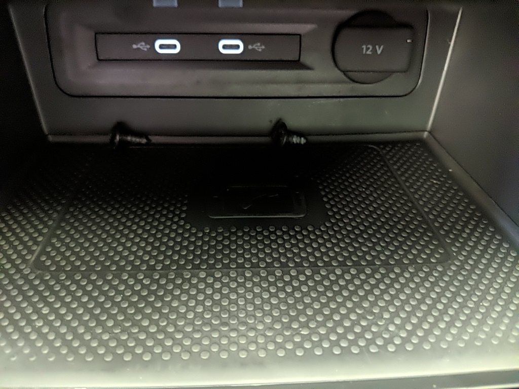 2022 Volkswagen Atlas SEL photo 19