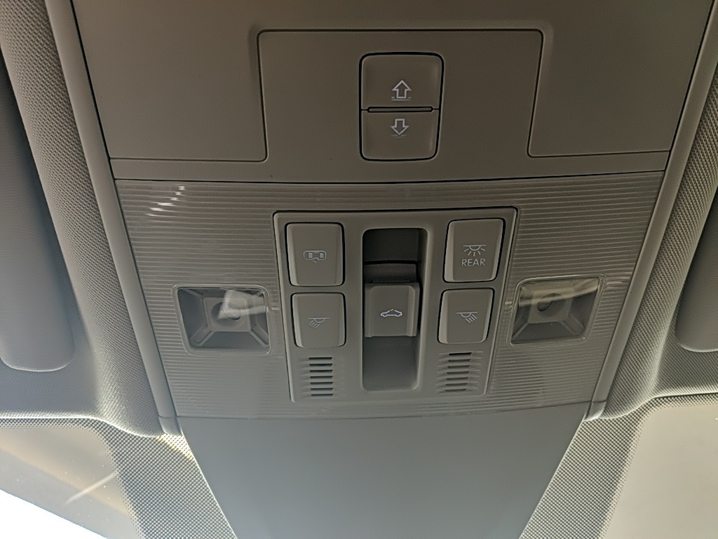 2022 Volkswagen Atlas SEL photo 25