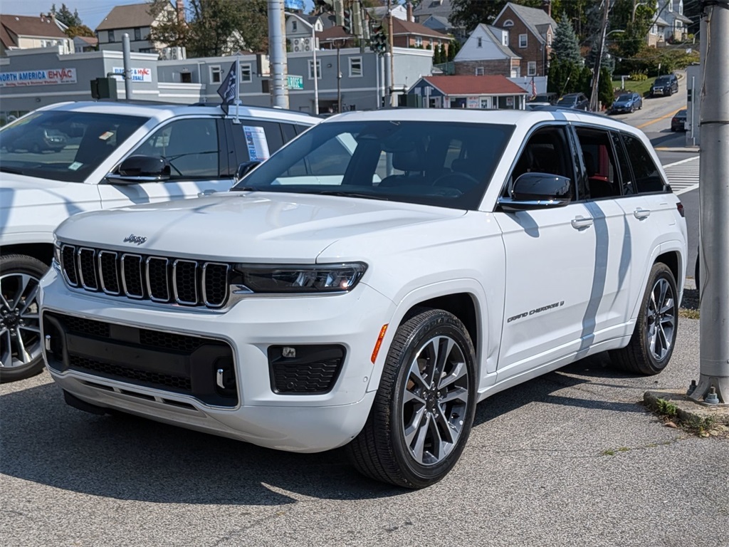 2022 Jeep Grand Cherokee Overland