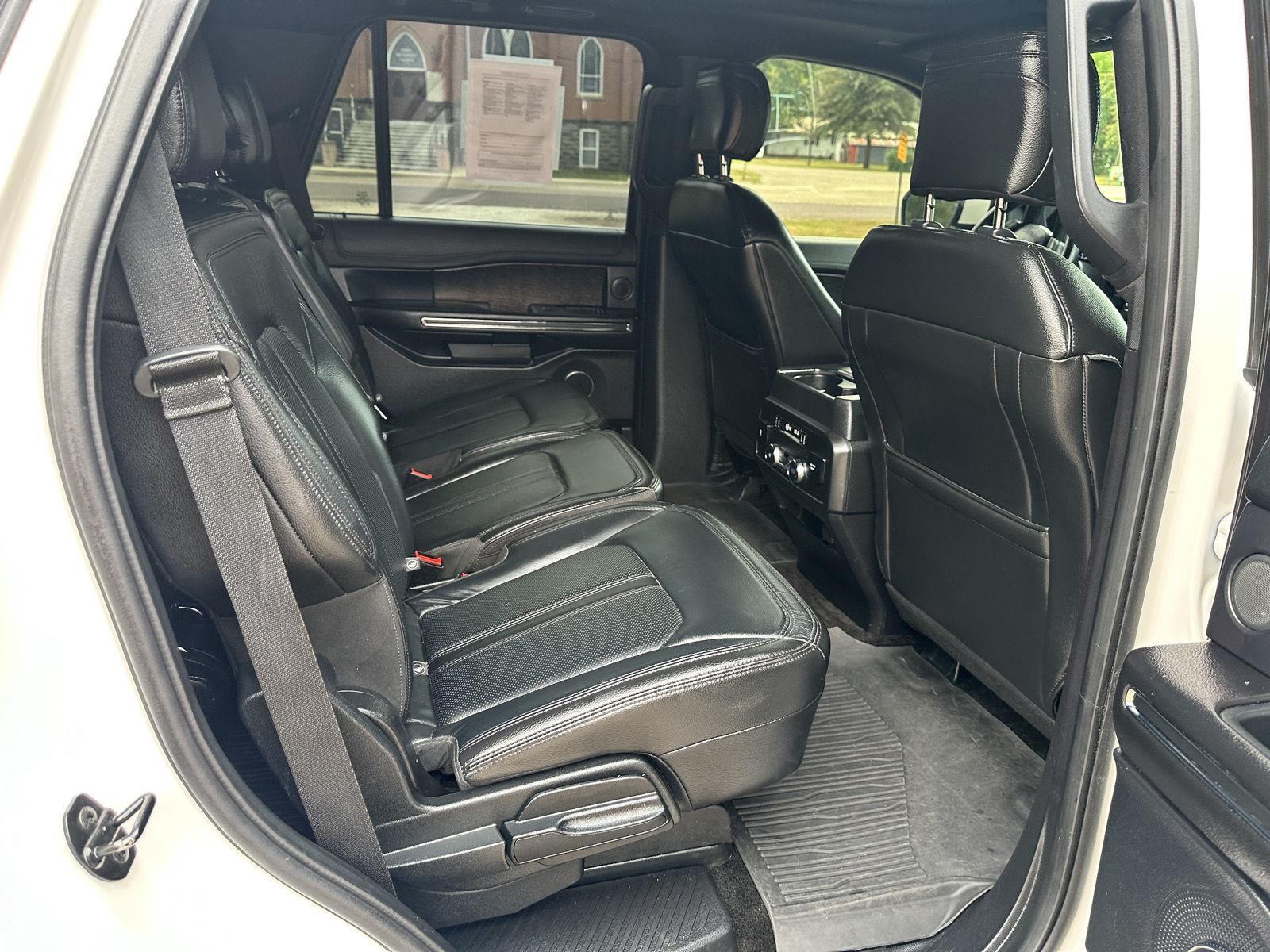 2018 Ford Expedition Limited photo 23