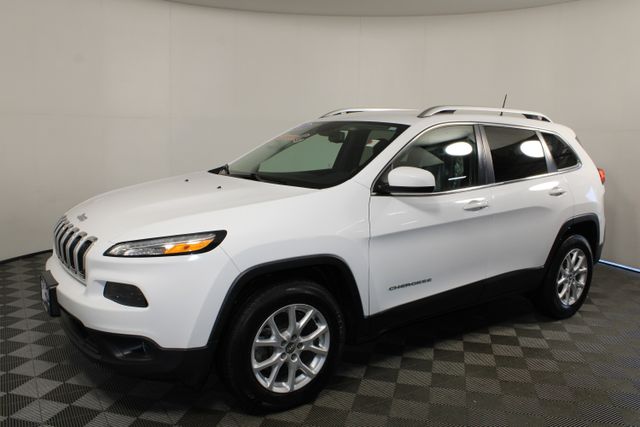 2017 Jeep Cherokee Latitude photo 3