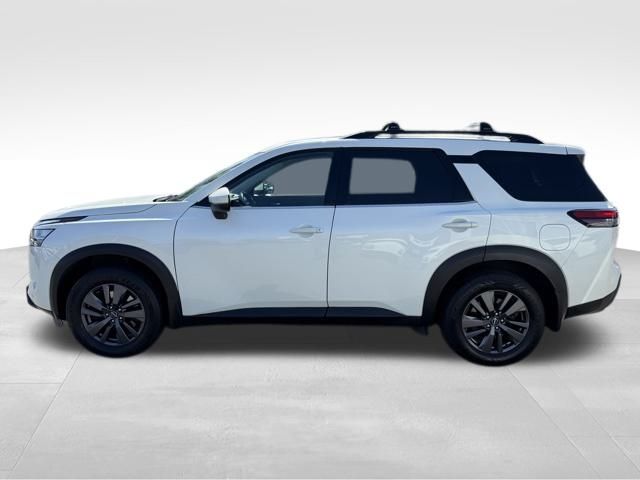 2022 Nissan Pathfinder SV photo 10