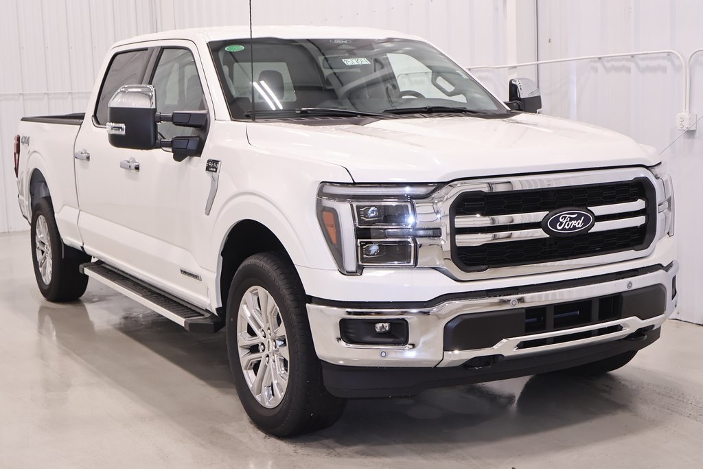 2025 Ford F-150 Lariat photo 2