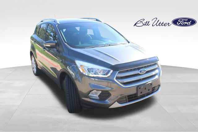 2017 Ford Escape Titanium photo 3