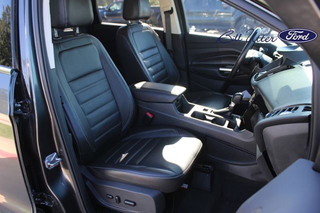 2017 Ford Escape Titanium photo 11