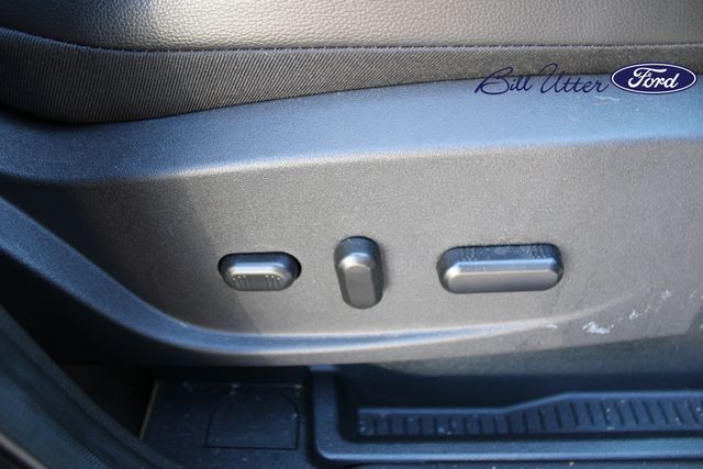 2017 Ford Escape Titanium photo 12