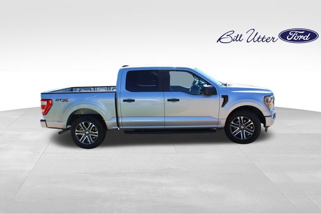2023 Ford F-150 XL photo 4