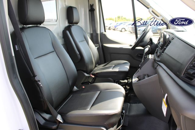 2025 Ford Transit photo 4