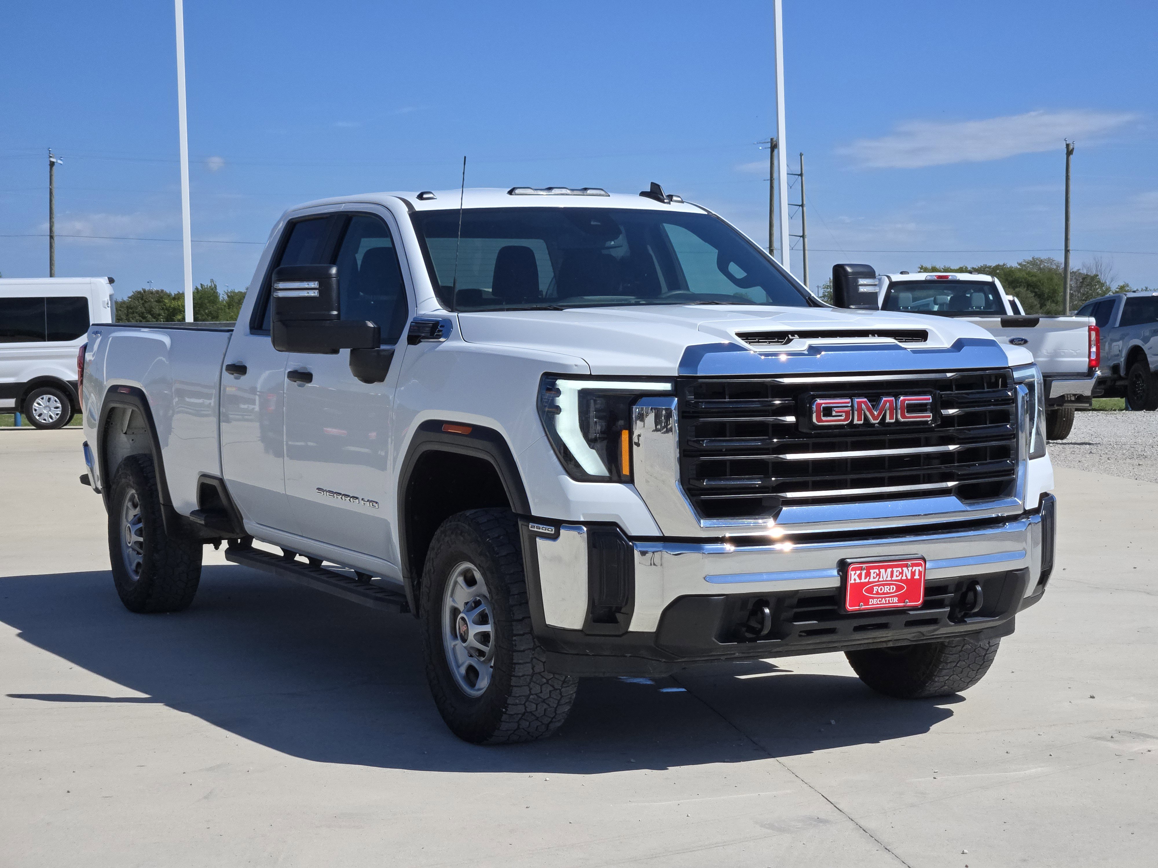 2024 Gmc Sierra Pro photo 2