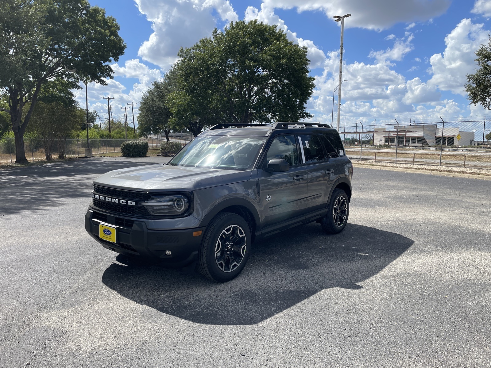 2025 Ford Bronco Sport Outer Banks's photo