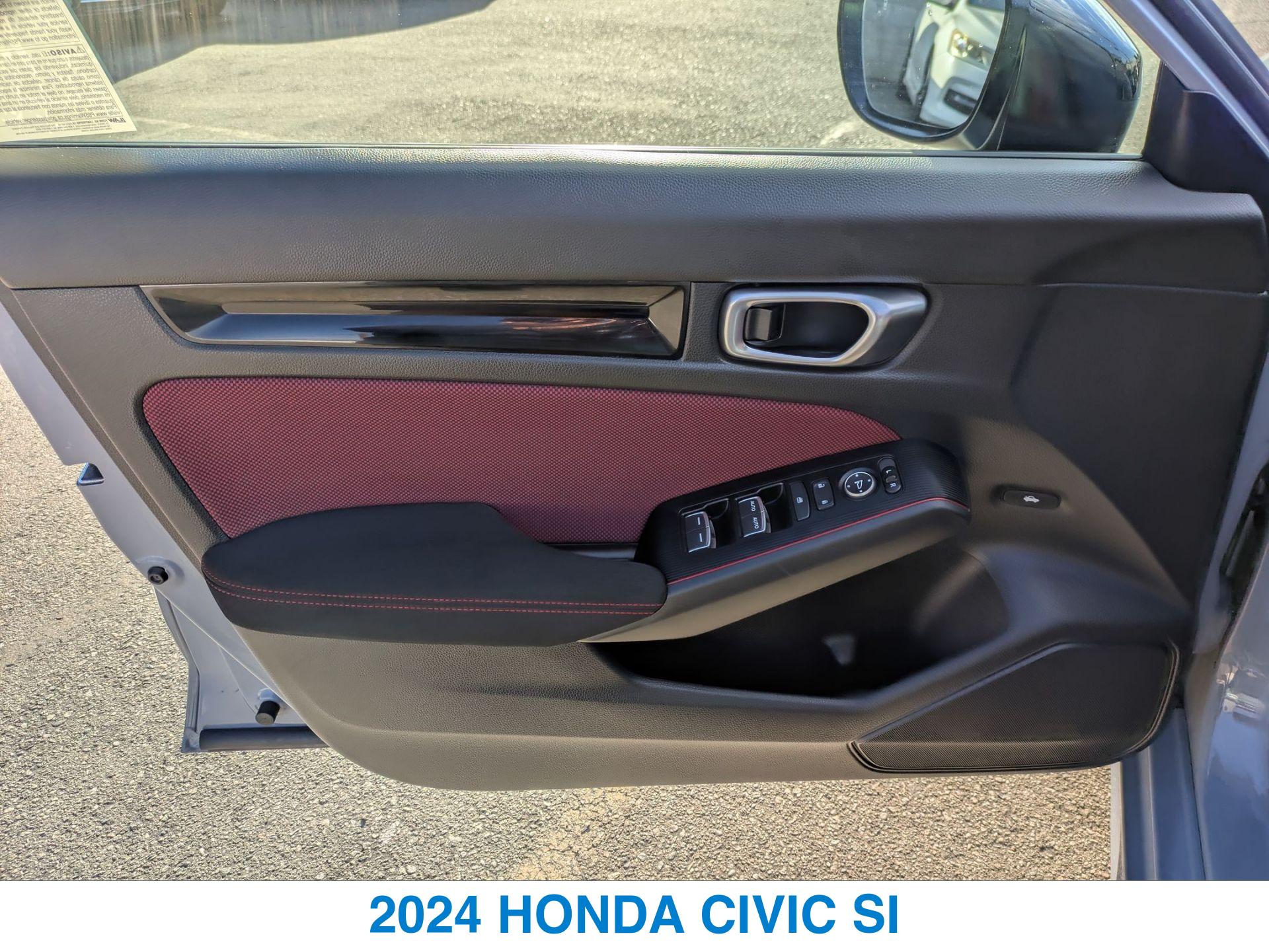 2024 Honda Civic Si photo 10