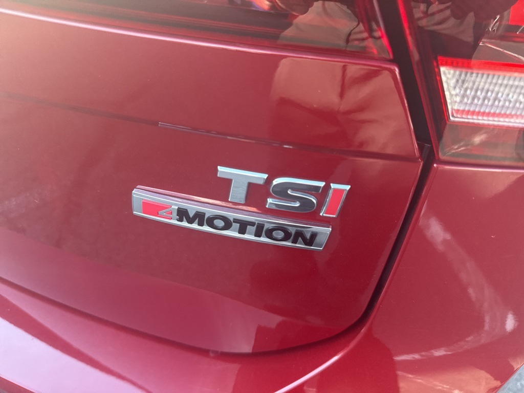 2018 Volkswagen Tiguan SE photo 5
