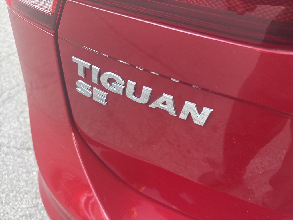 2018 Volkswagen Tiguan SE photo 6