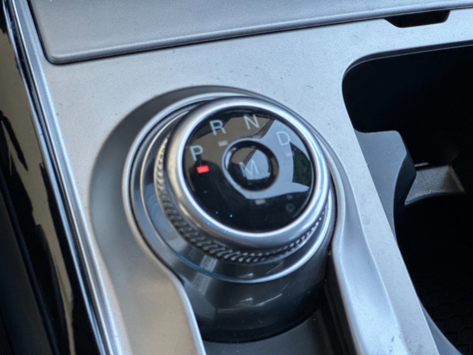 2022 Ford Explorer ST photo 20