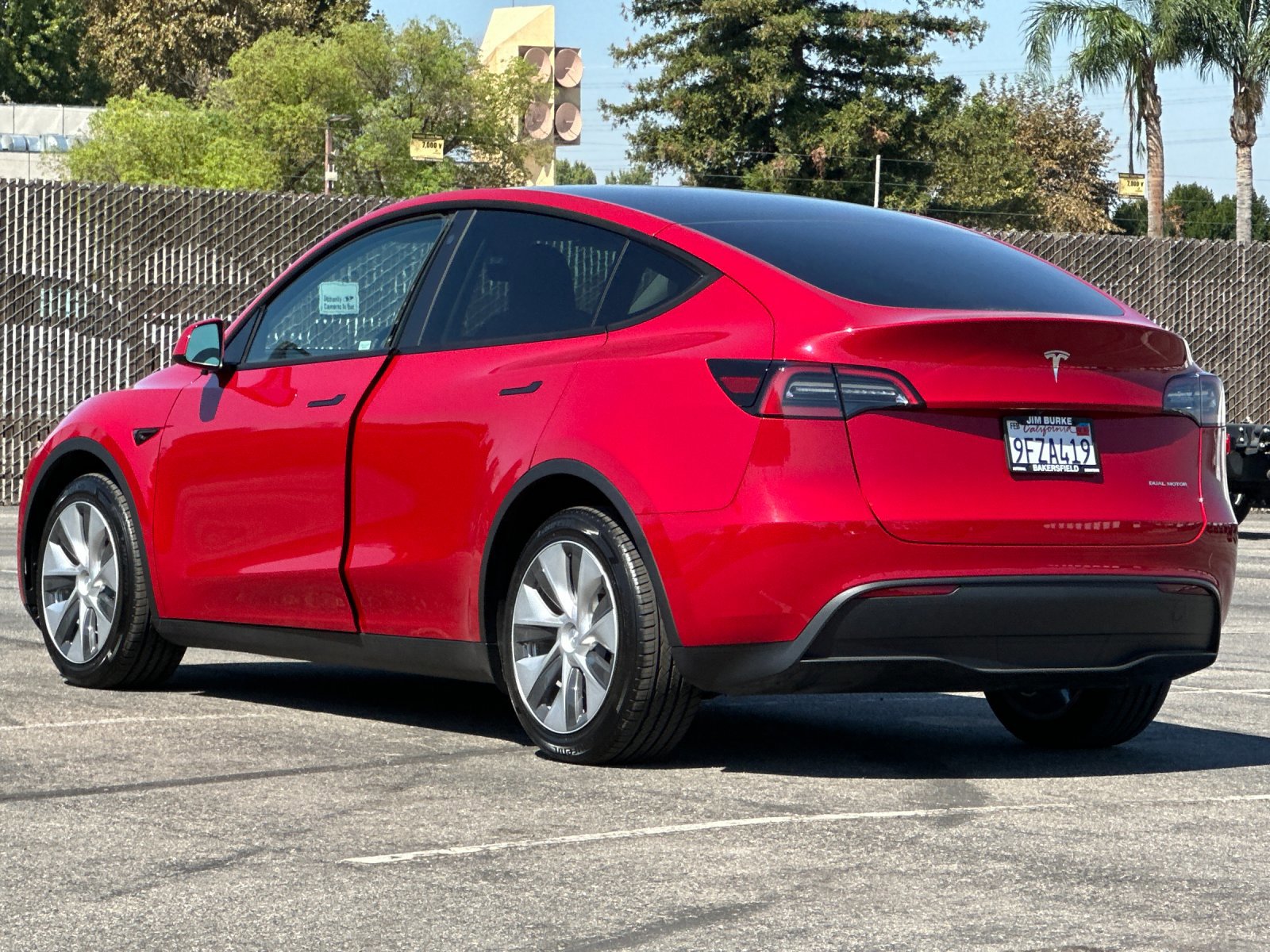 2023 Tesla Model Y Long Range photo 4