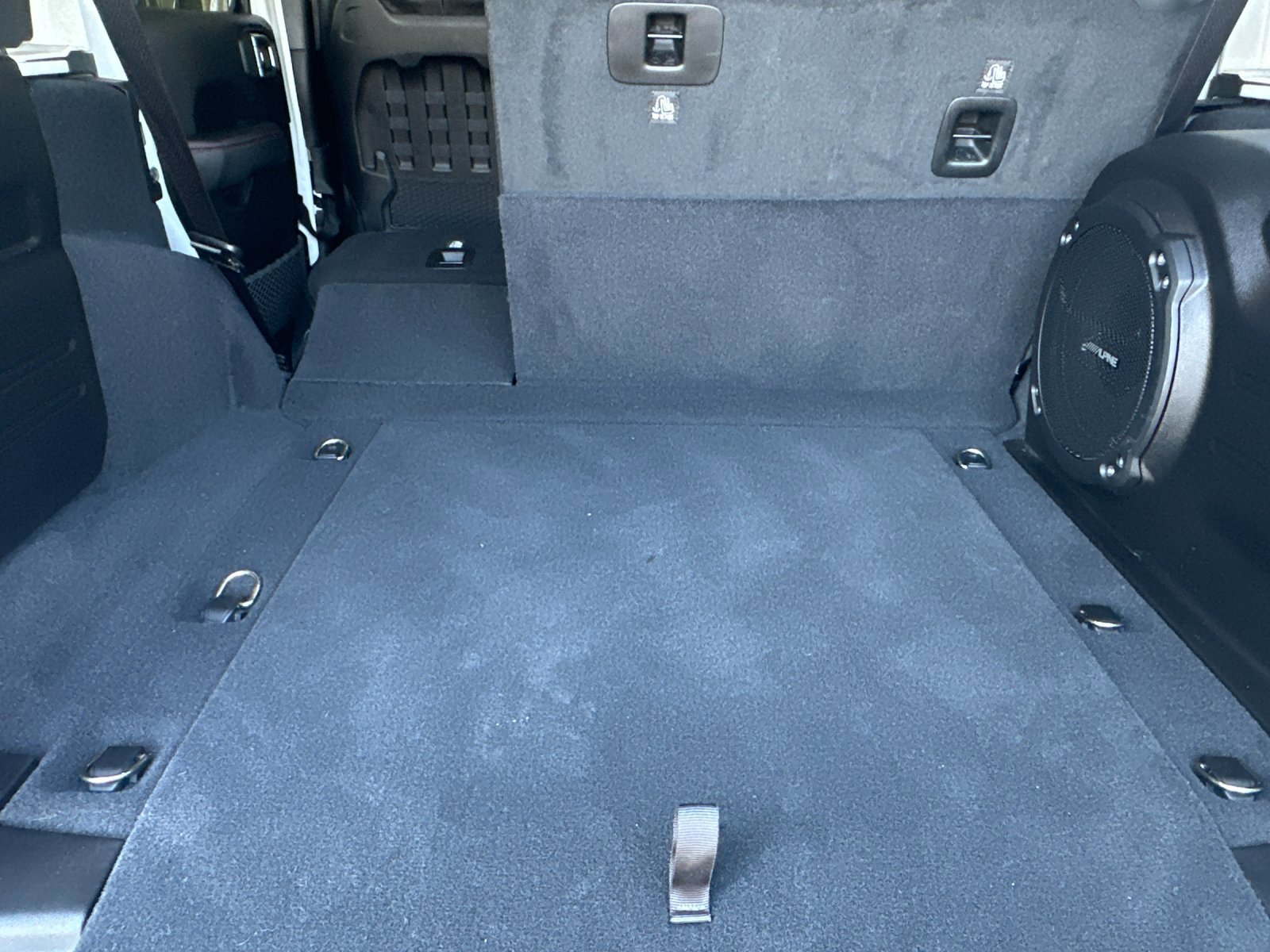 2019 Jeep Wrangler Unlimited Rubicon photo 13