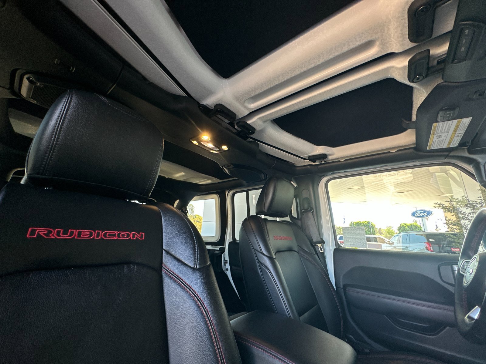 2019 Jeep Wrangler Unlimited Rubicon photo 15