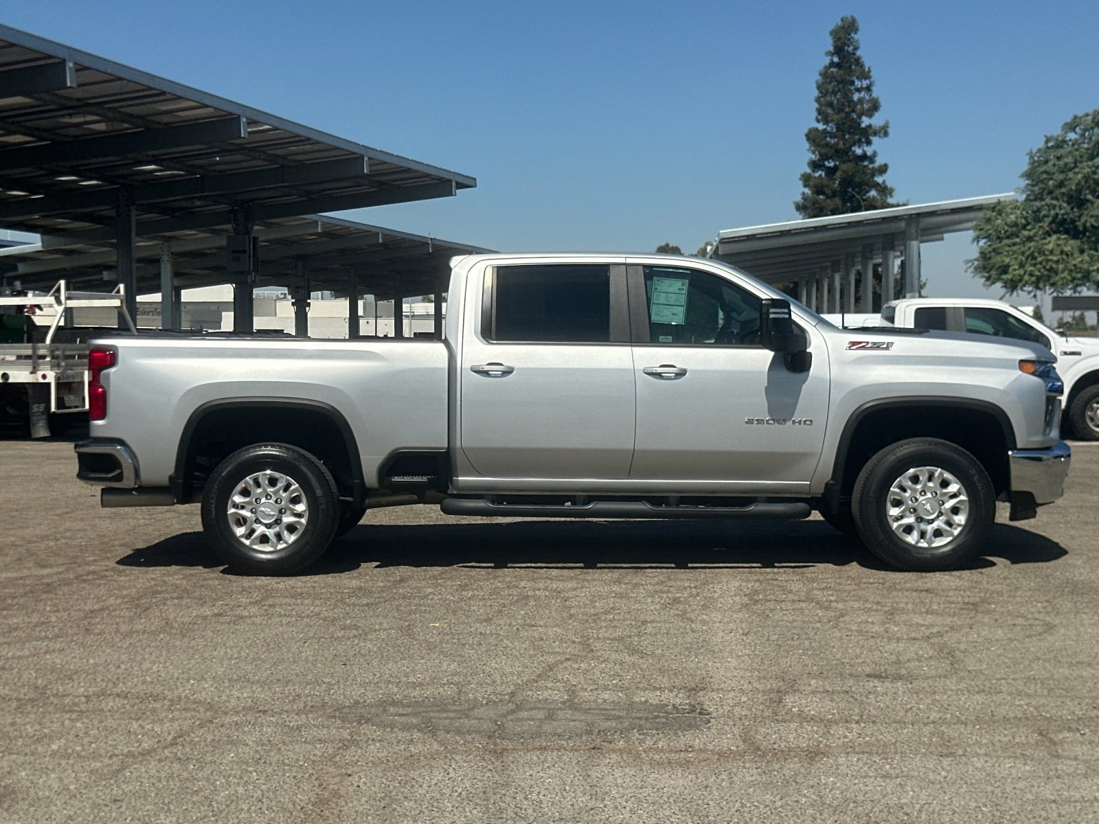 2020 Chevrolet Silverado 2500HD LT photo 2
