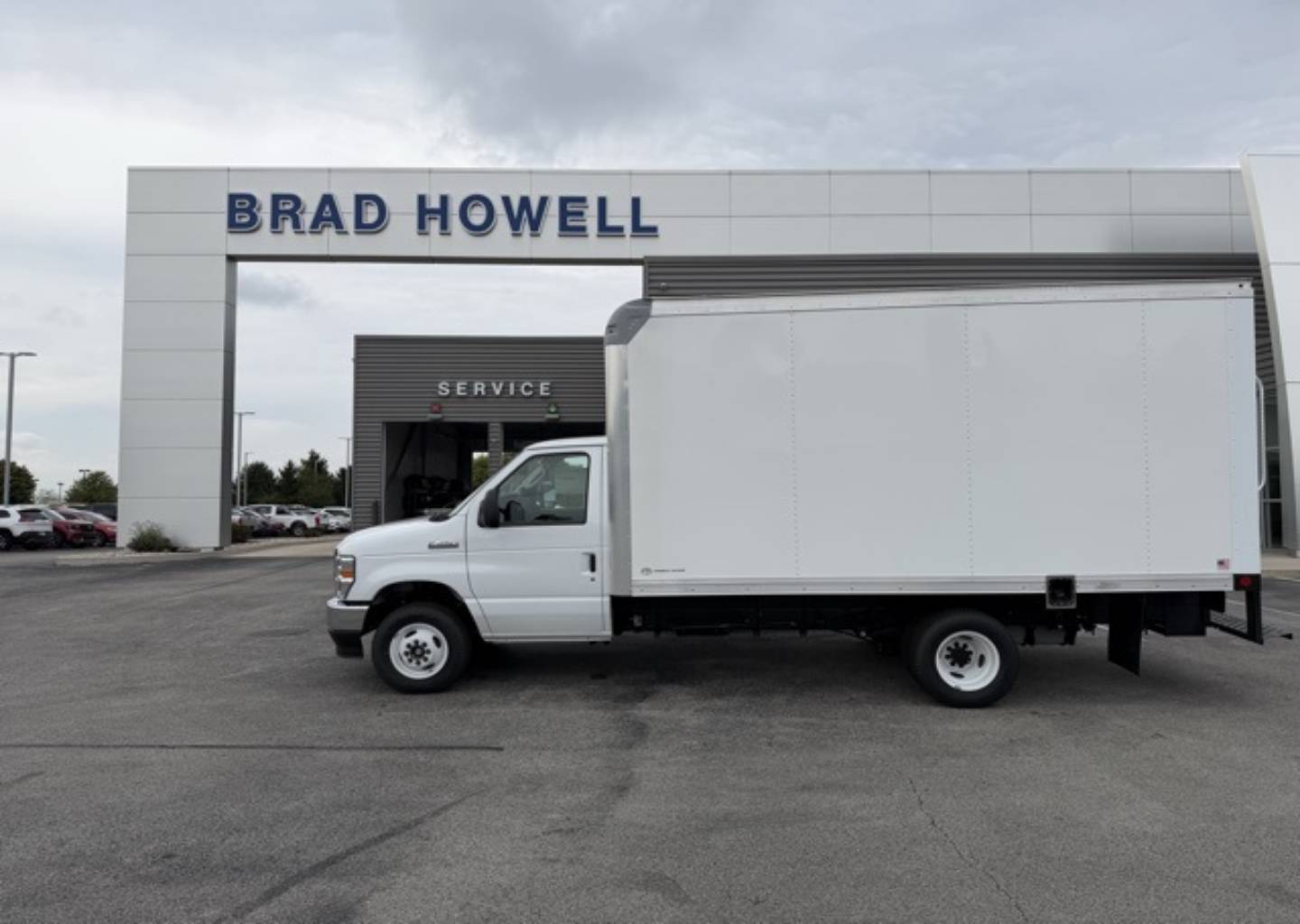 2026 Ford E-Series Cutaway Base's photo