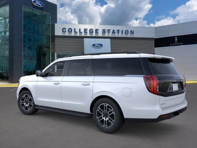 2025 Ford Expedition MAX photo 2