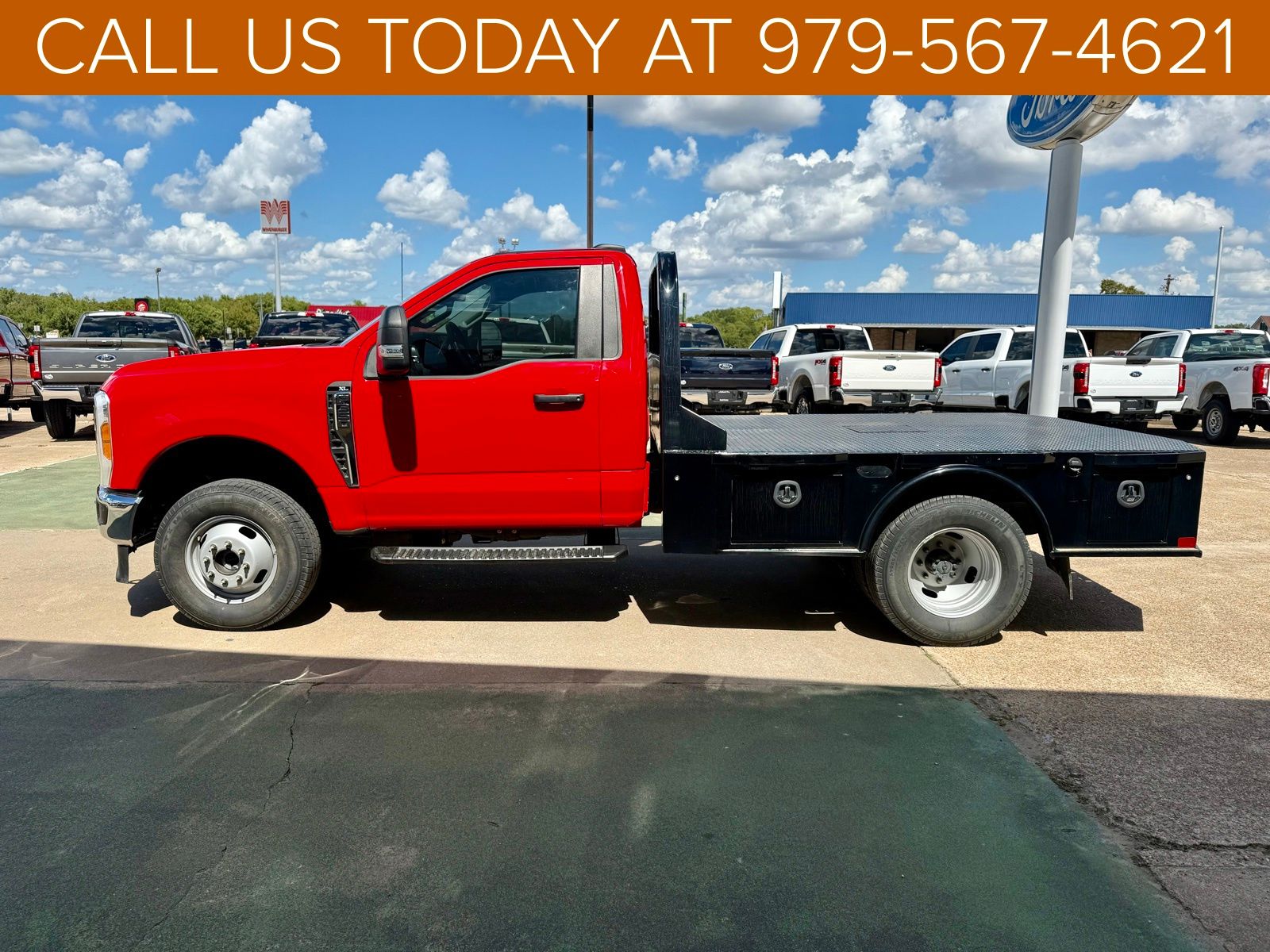 2023 Ford F-350 XL photo 25