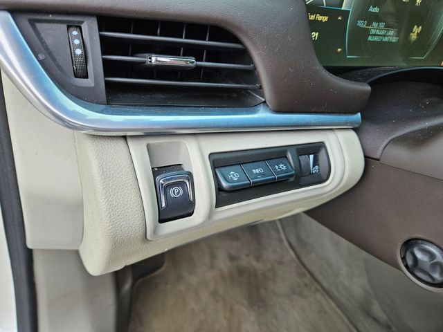 2013 Cadillac XTS Platinum photo 11