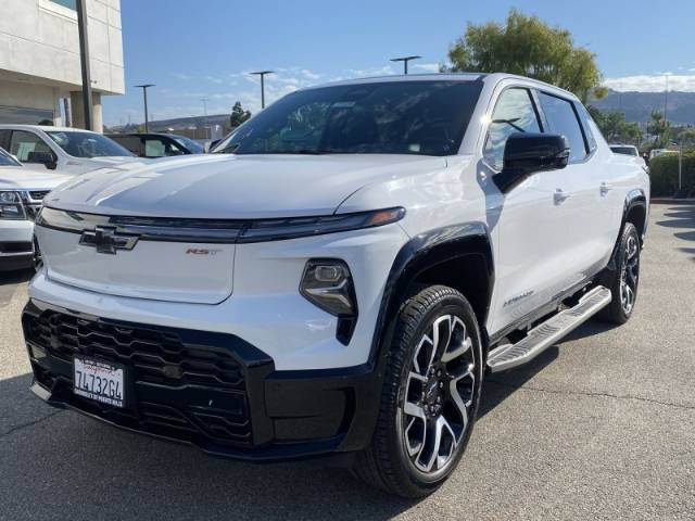 2024 Chevrolet Silverado EV RST