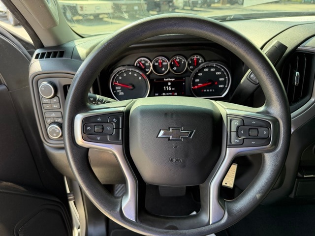 2022 Chevrolet Silverado 1500 Custom photo 10