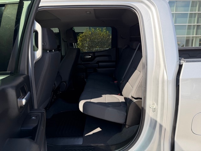 2022 Chevrolet Silverado 1500 Custom photo 18
