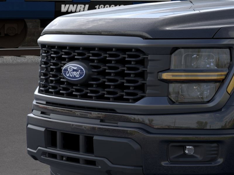 2025 Ford F-150 STX photo 9