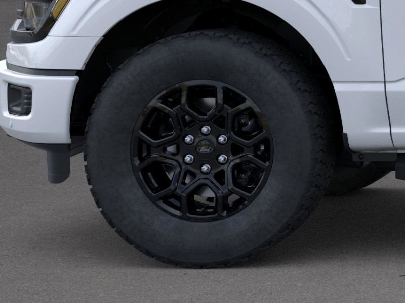 2025 Ford F-150 XLT photo 17