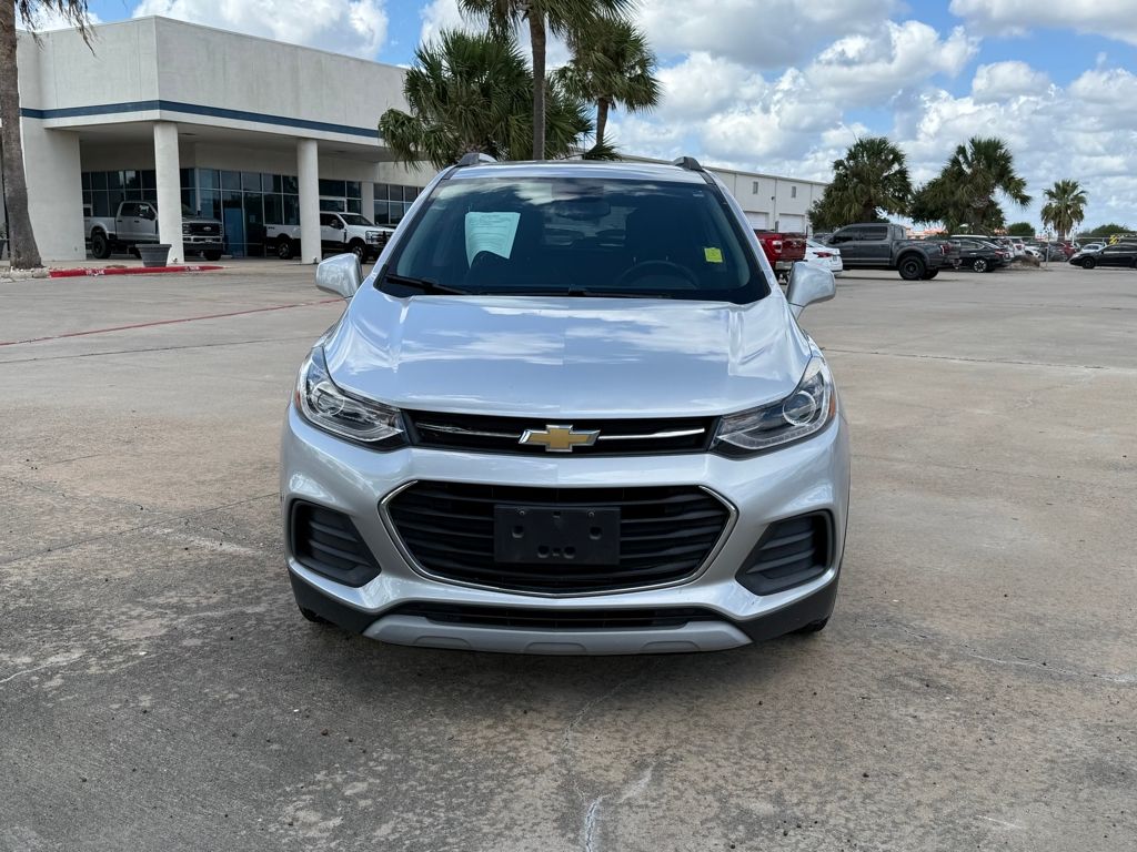 2019 Chevrolet Trax LT photo 2