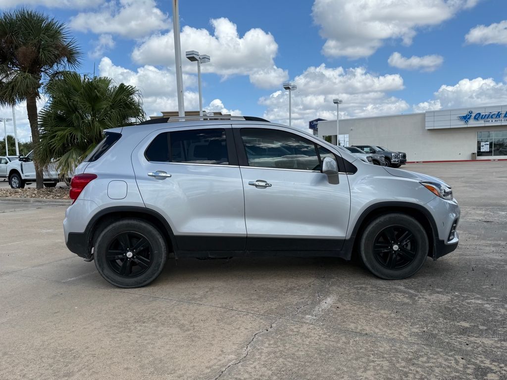 2019 Chevrolet Trax LT photo 4