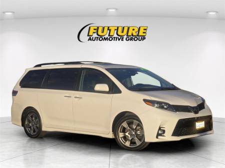 2019 Toyota Sienna SE