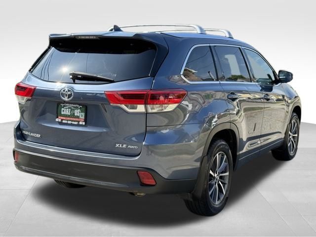 2017 Toyota Highlander SE XLE photo 5
