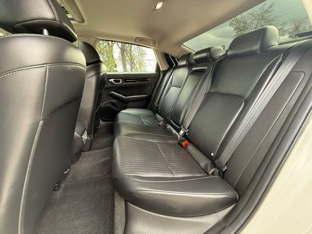 2024 Honda Civic Touring photo 17