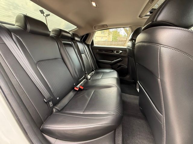 2024 Honda Civic Touring photo 21