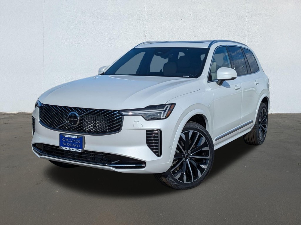 2026 Volvo XC90 B6 Plus 7-Seater