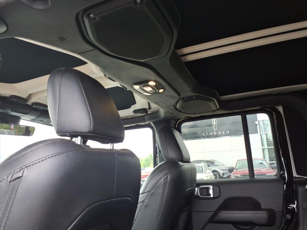 2021 Jeep Gladiator High Altitude photo 12