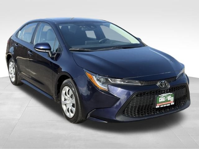 2022 Toyota Corolla LE photo 3